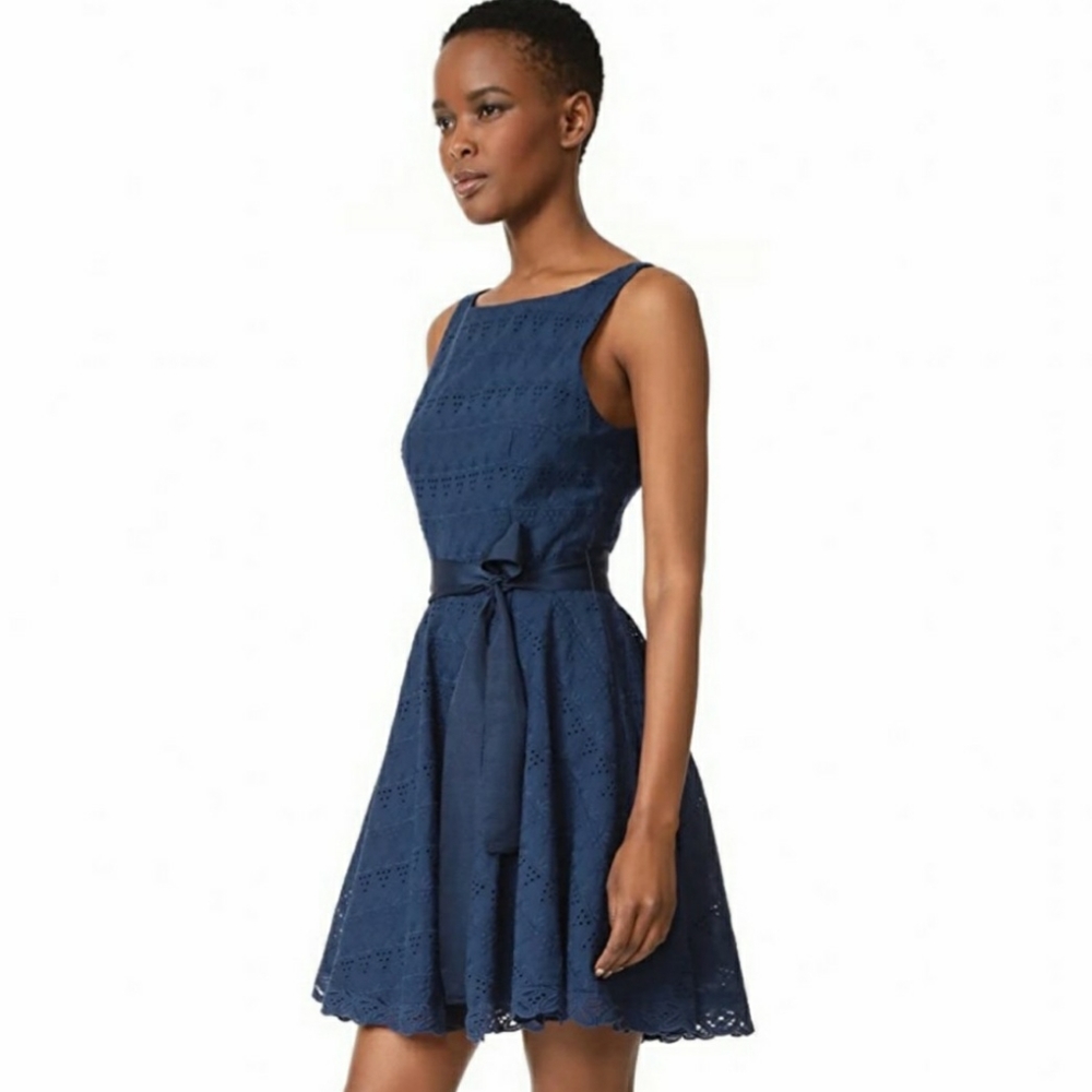 BB Dakota NWT Sz 8 Navy Eyelet Fit & Flare Dress - Picture 2 of 16